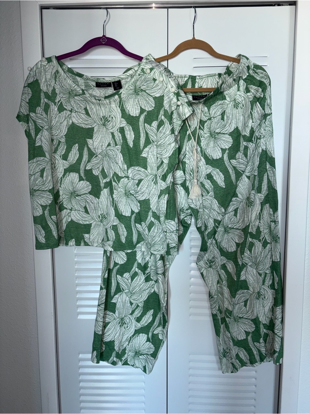 Tahari Green and White Floral Wide-Leg Pants & Top Set L